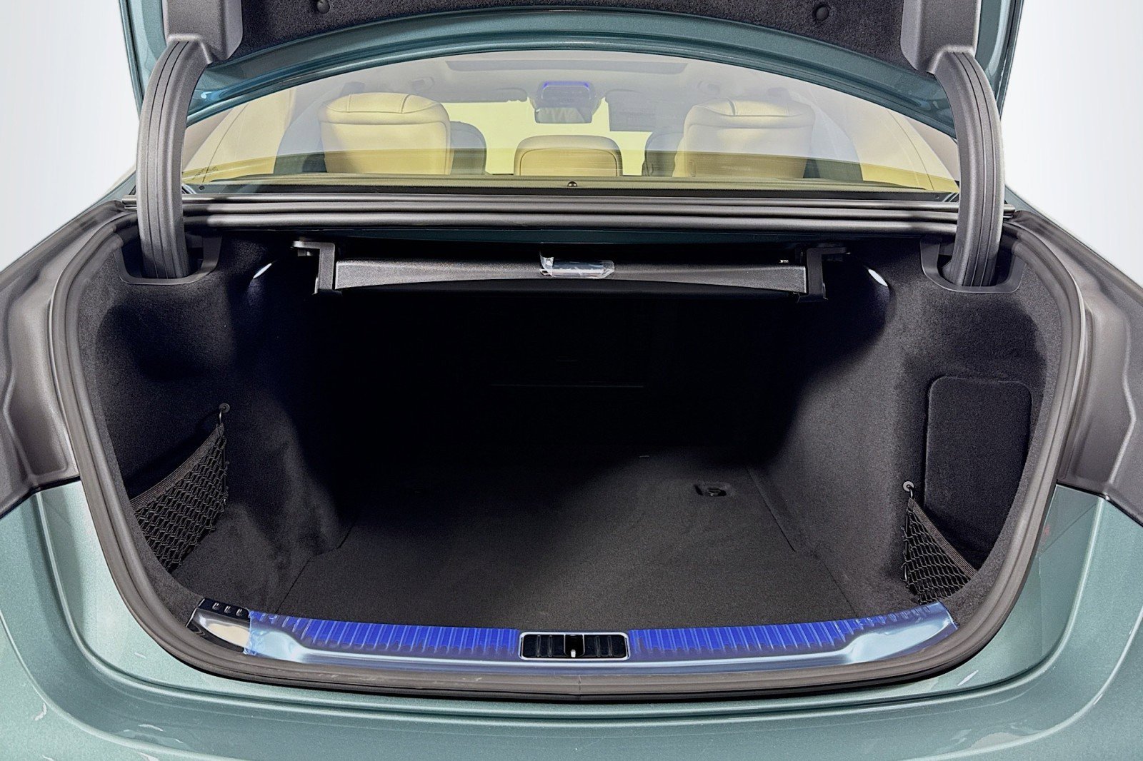 New 2026 Mercedes-Benz S 500 4MATIC image 22