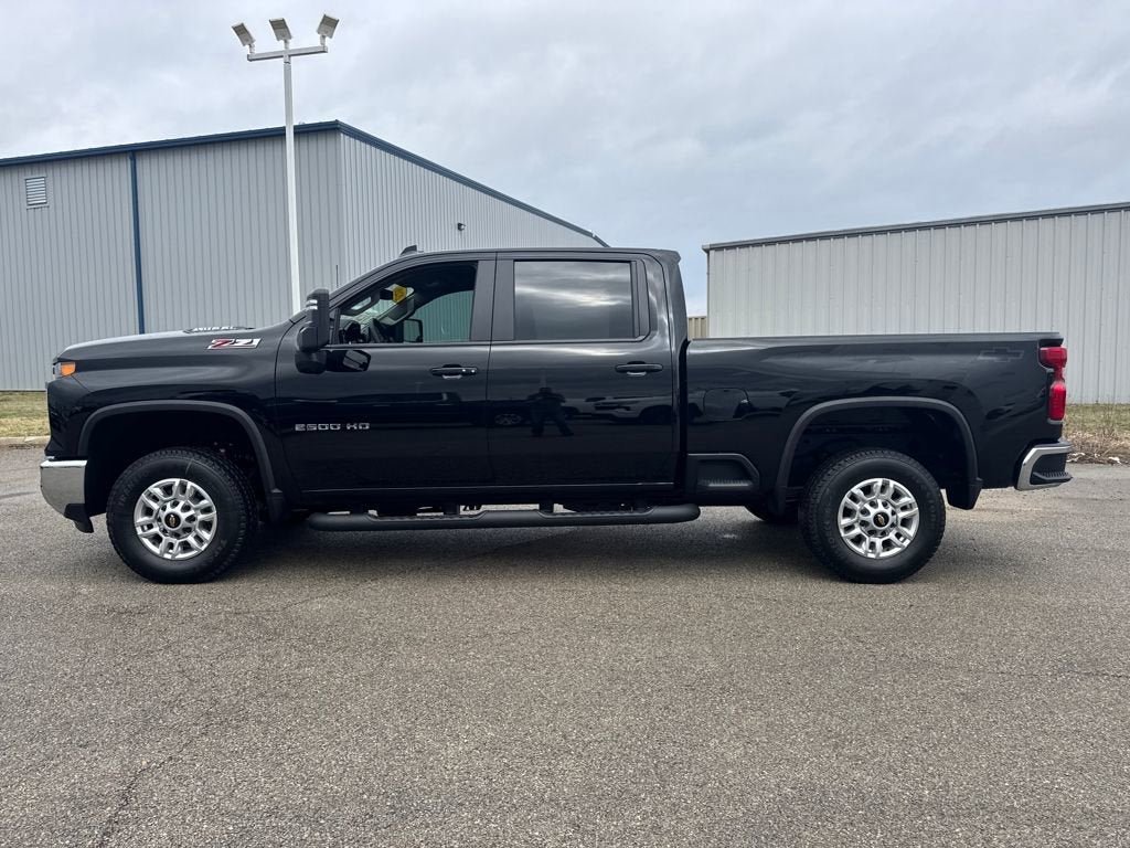 New 2026 Chevrolet Silverado 2500 LT w/ Safety Package AWD/4WD image 3