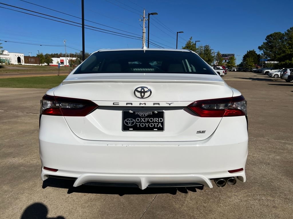 Used 2022 Toyota Camry SE image 31