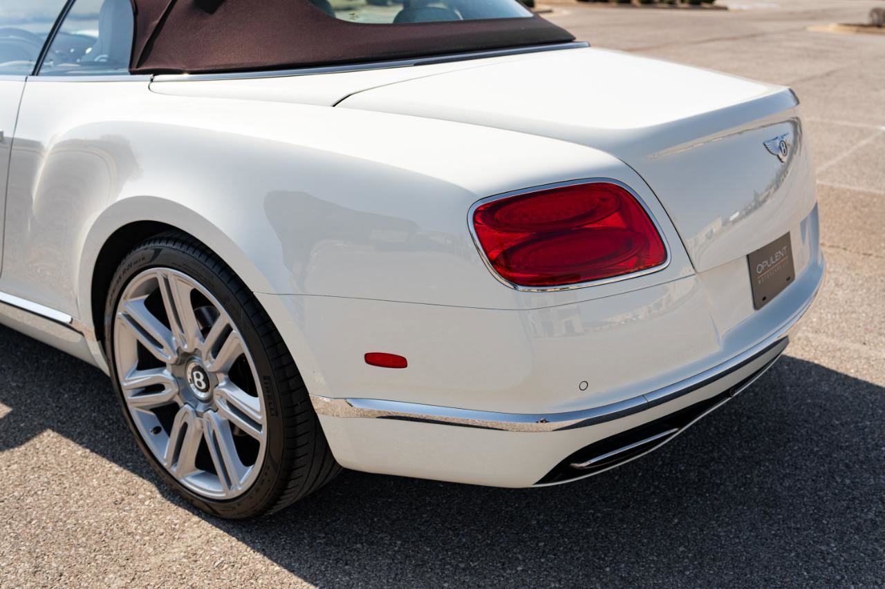 Used 2017 Bentley Continental GT image 18