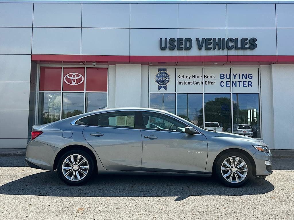 Used 2024 Chevrolet Malibu LT FWD image 7