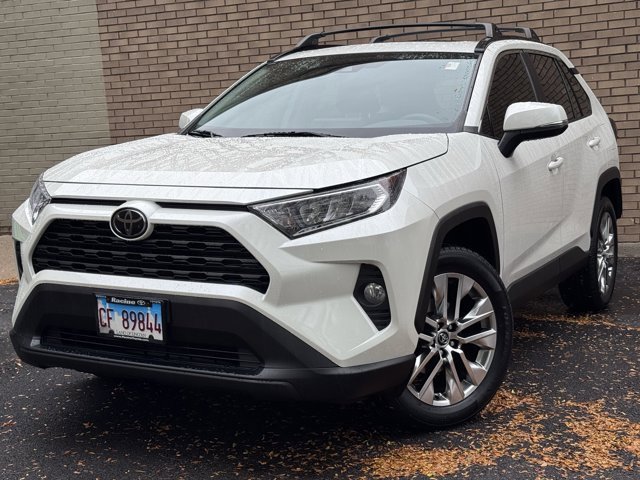 Used 2021 Toyota RAV4 XLE Premium image 34