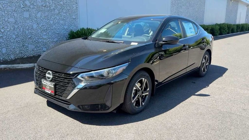 Certified 2025 Nissan Sentra SV w/ Trunk Package image 3