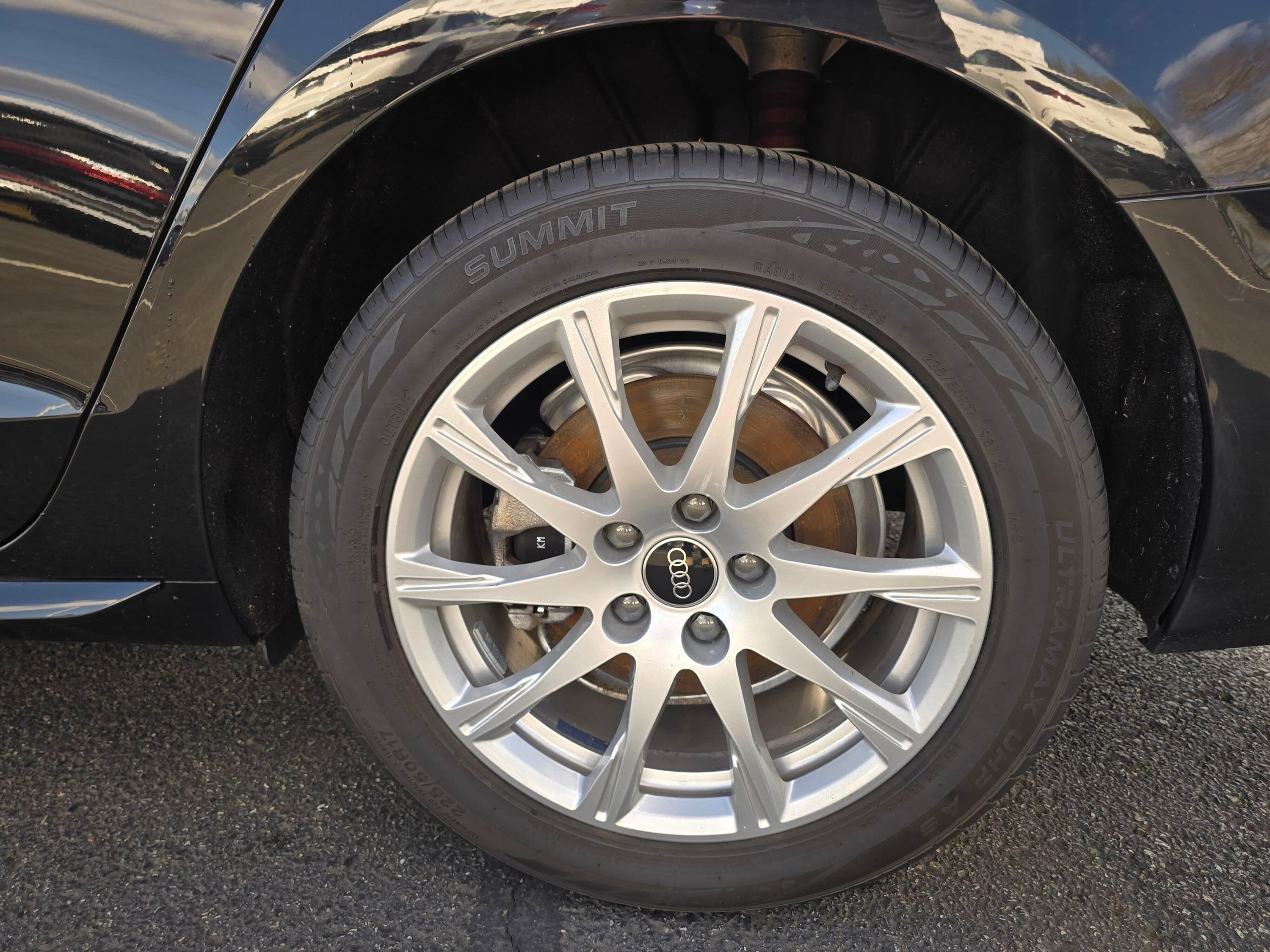 Used 2023 Audi A4 2.0T Premium w/ Convenience Package image 22