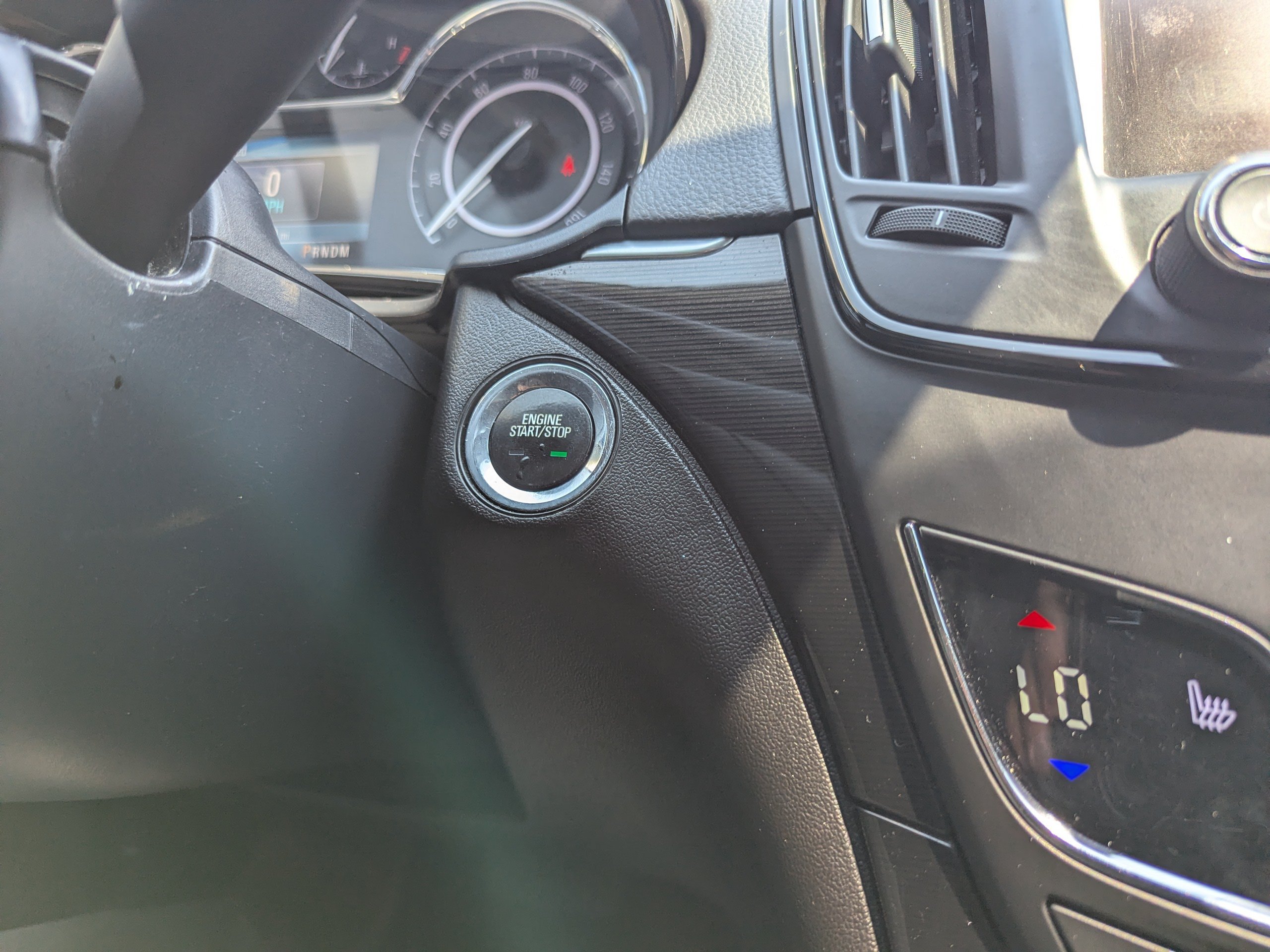 Used 2015 Buick Regal Premium FWD image 18