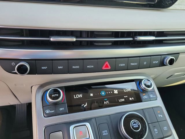 Used 2025 Hyundai Palisade Calligraphy FWD image 24