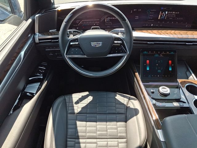Certified 2025 Cadillac Escalade Sport Platinum AWD/4WD image 11