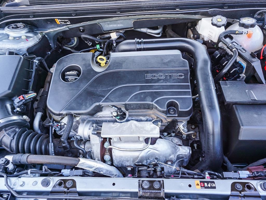 Used 2025 Chevrolet Malibu LT FWD image 25