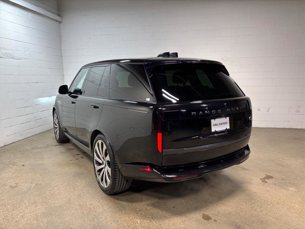 Used 2023 Land Rover Range Rover SE image 9