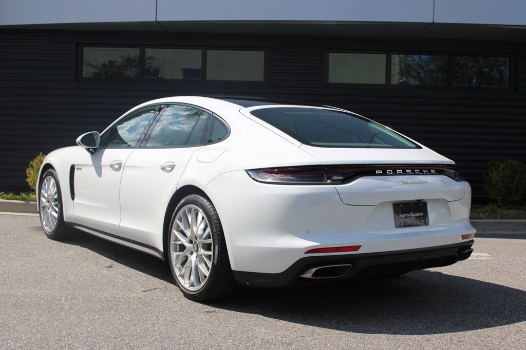 Used 2023 Porsche Panamera 4 image 3