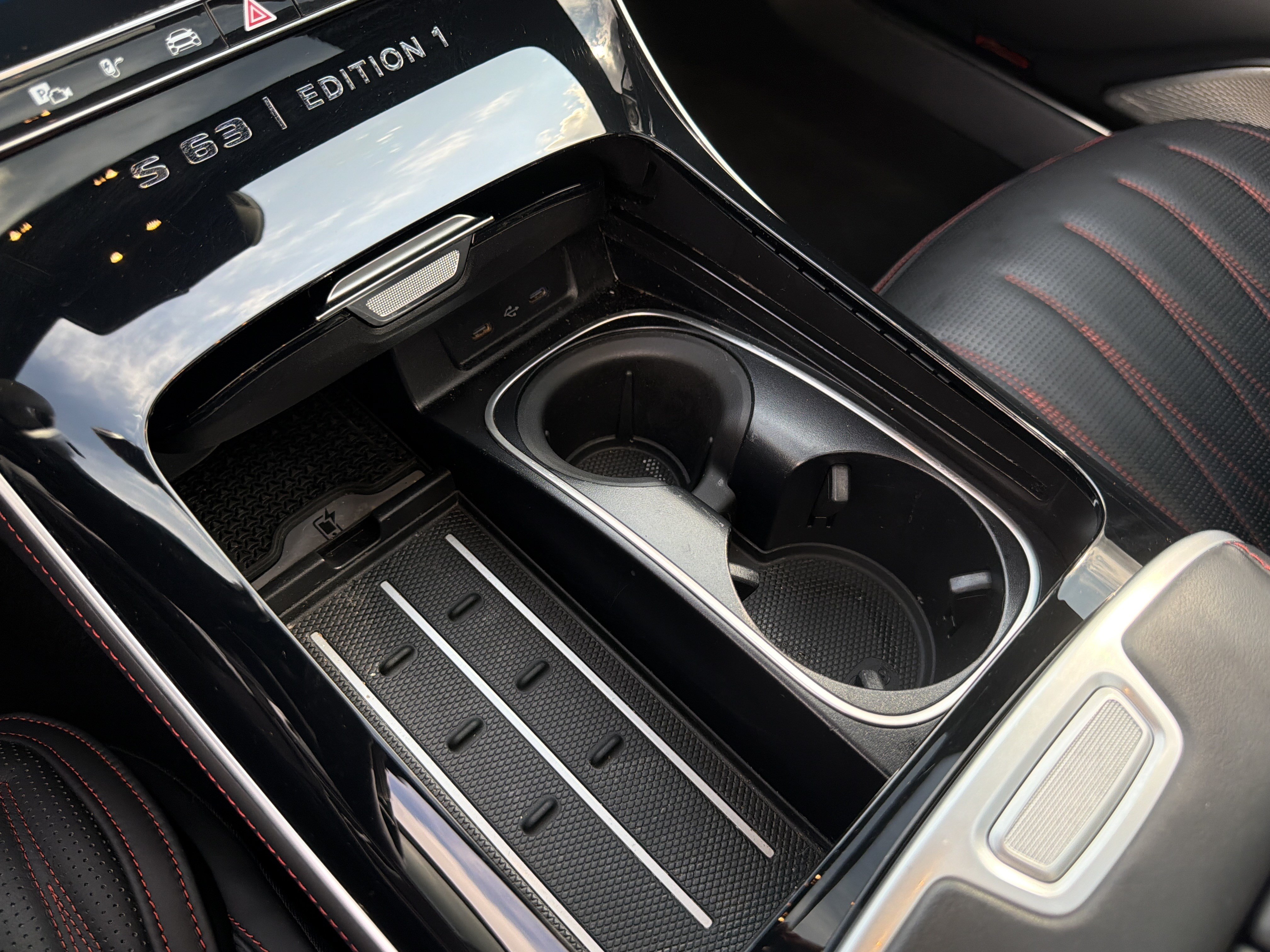 Used 2024 Mercedes-Benz S 63 AMG S w/ Rear Seat Package image 42