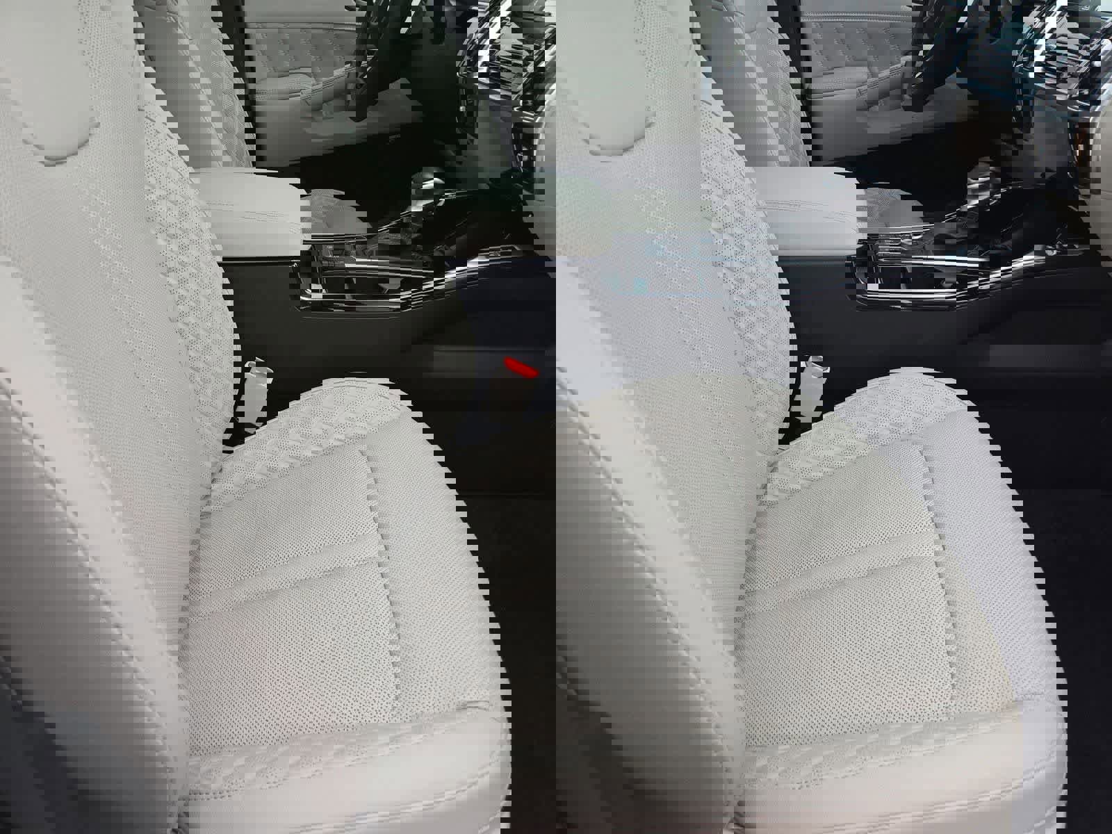 Certified 2023 Kia Sorento SX image 21