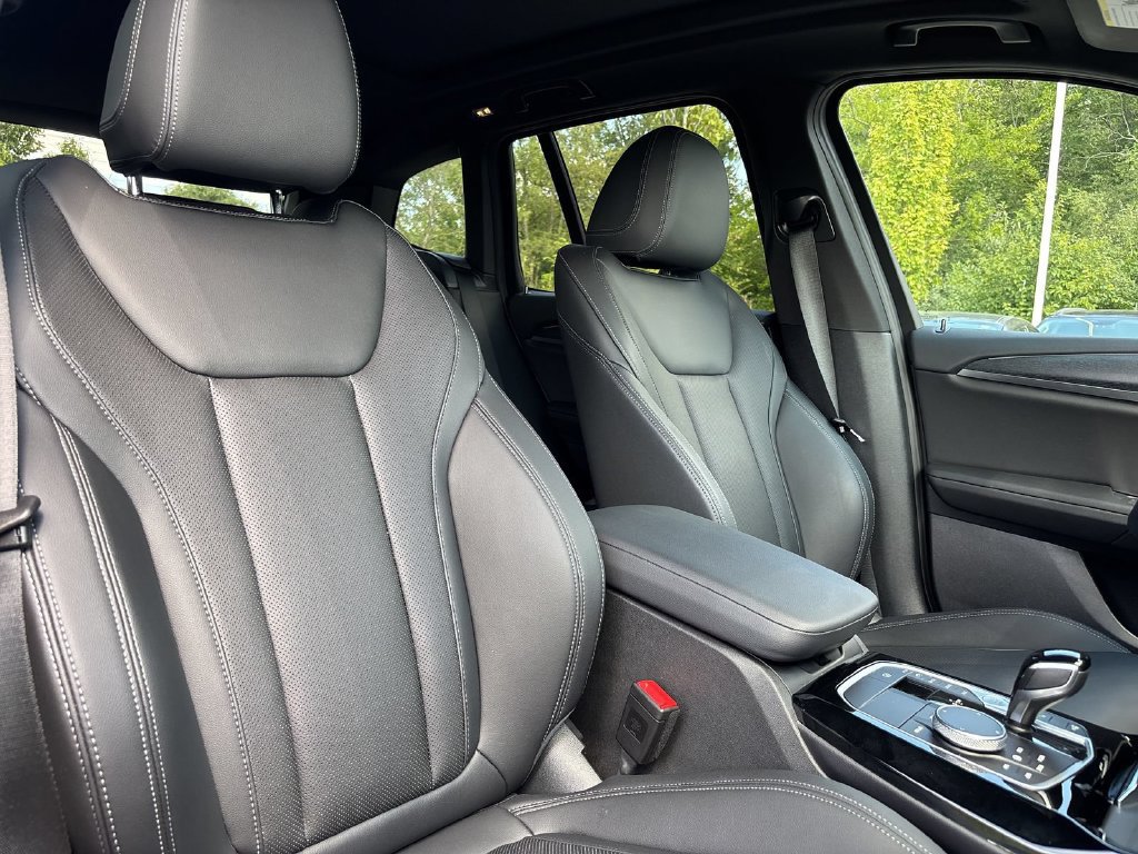 Certified 2024 BMW X3 xDrive30i w/ Premium Package AWD/4WD image 21