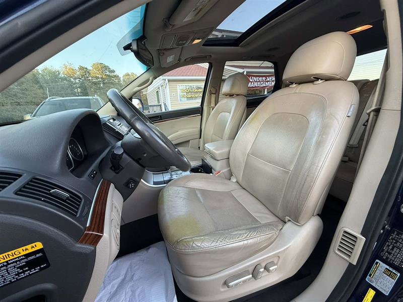 Used 2010 Hyundai Veracruz Limited image 12