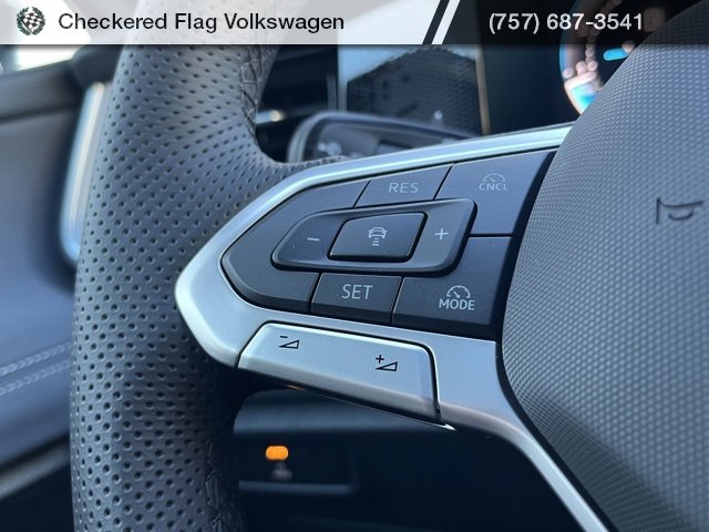 New 2026 Volkswagen Tiguan SE R-Line image 37