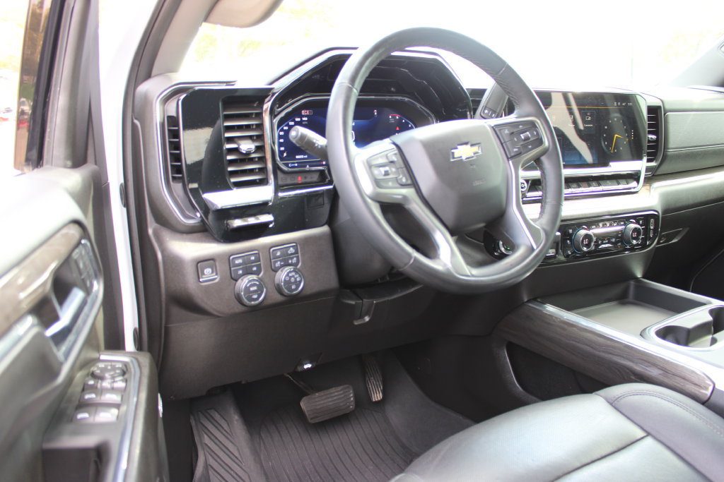 Certified 2024 Chevrolet Silverado 2500 LTZ w/ LTZ Plus Package AWD/4WD image 13