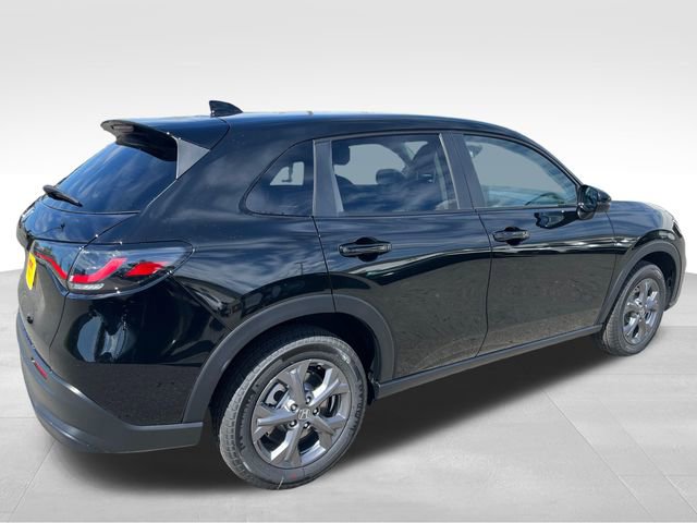 New 2026 Honda HR-V LX image 8
