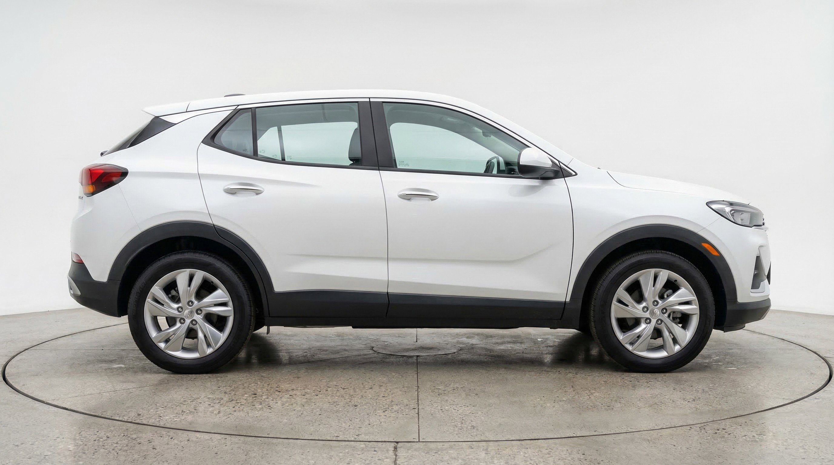 Used 2025 Buick Encore GX Preferred image 11