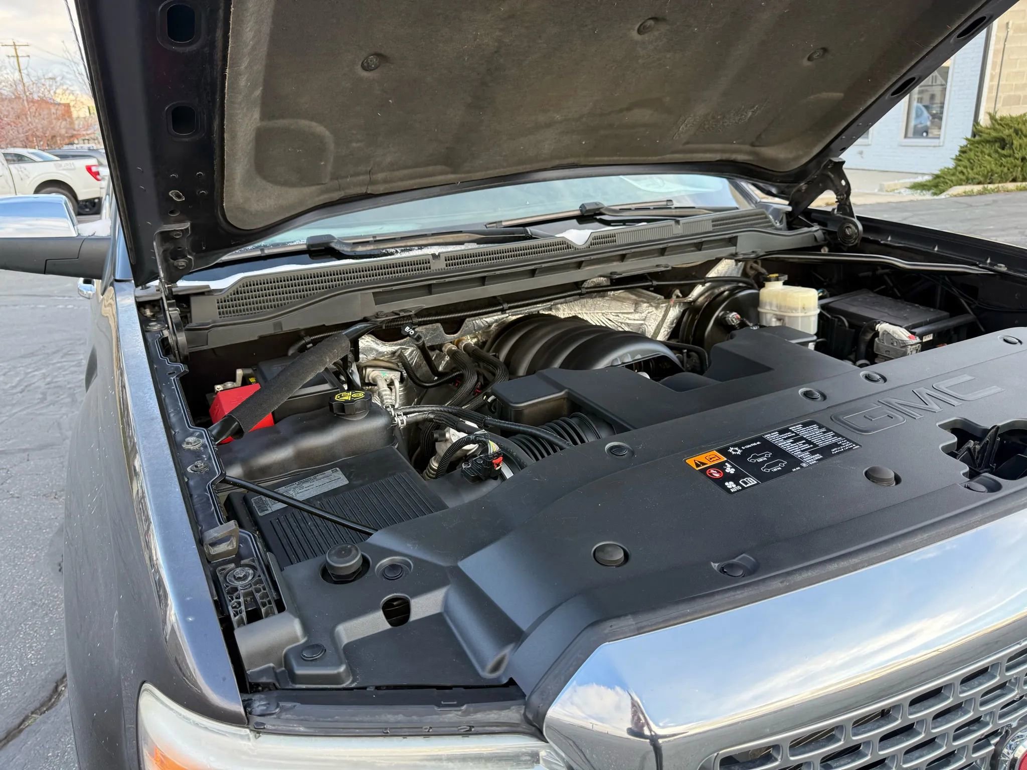 Used 2014 GMC Sierra 1500 Denali w/ Suspension Package, Off-Road image 24