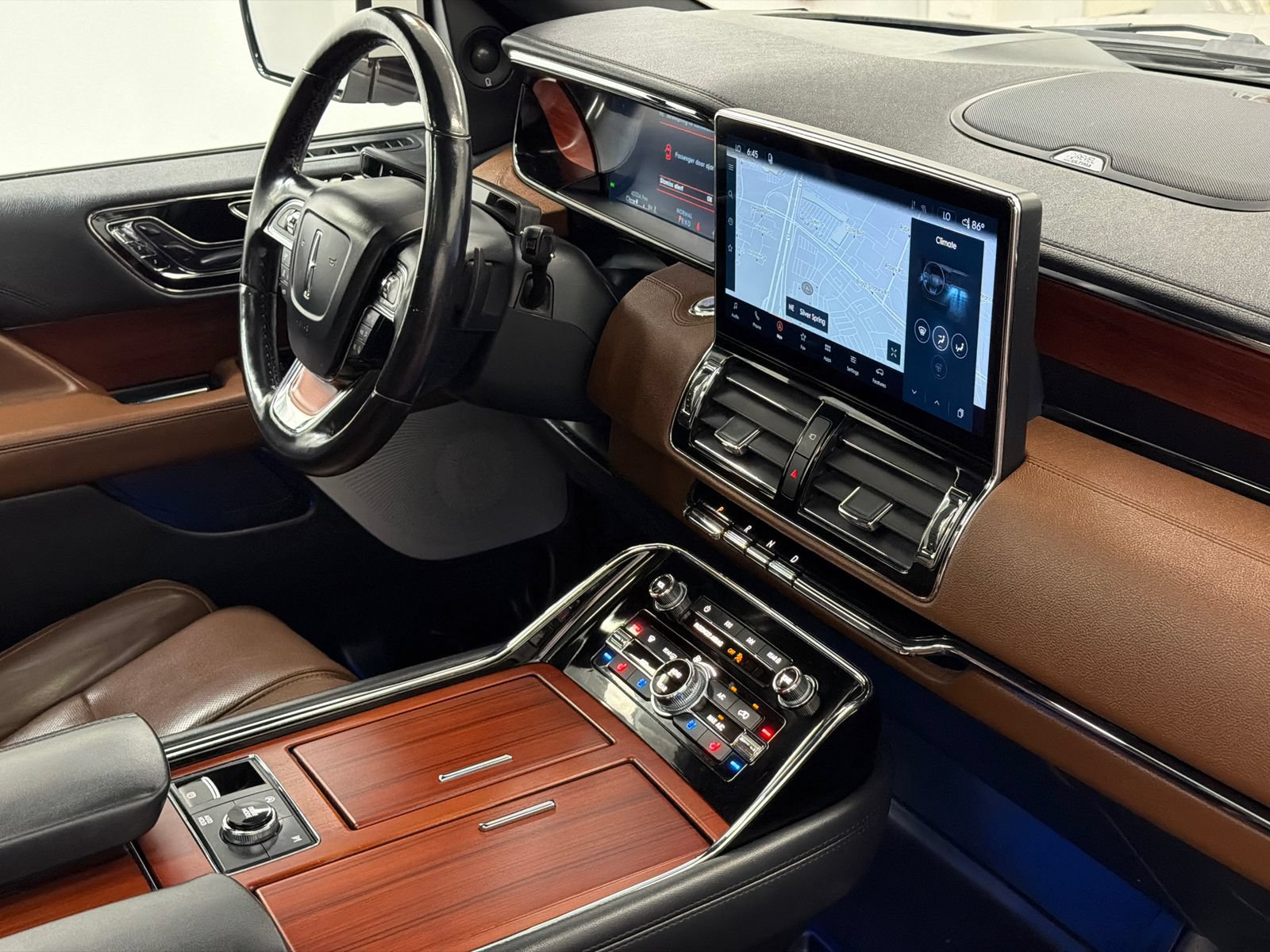 Used 2022 Lincoln Navigator L Reserve AWD/4WD image 13
