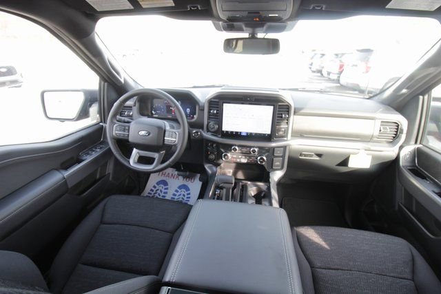 New 2026 Ford F150 XLT w/ Equipment Group 302A MID image 8