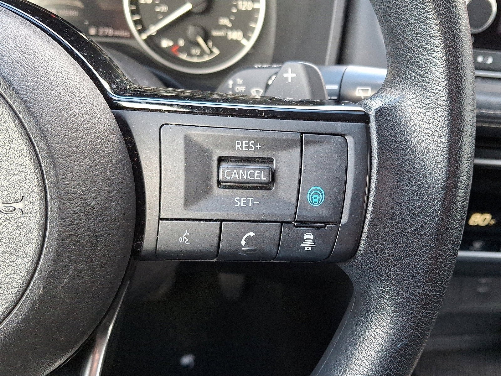 Used 2021 Nissan Rogue SV image 22