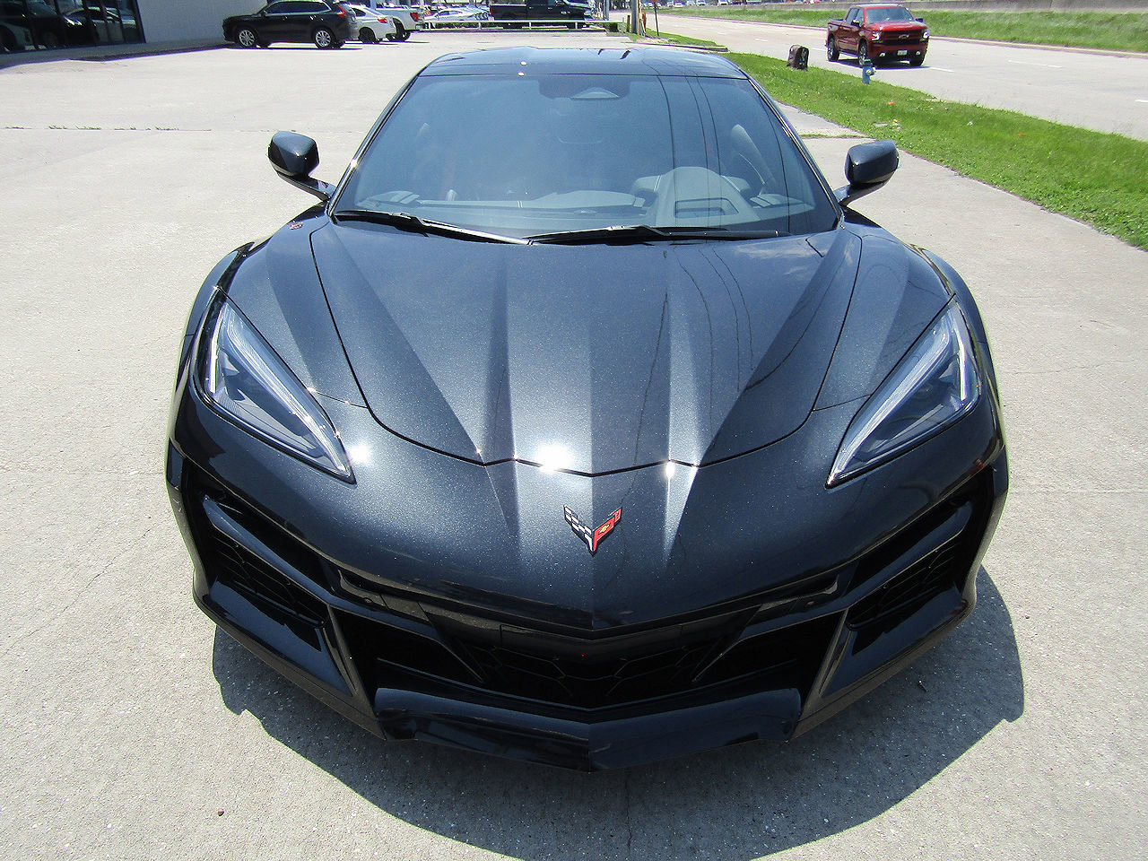 Used 2024 Chevrolet Corvette Z06 RWD image 2