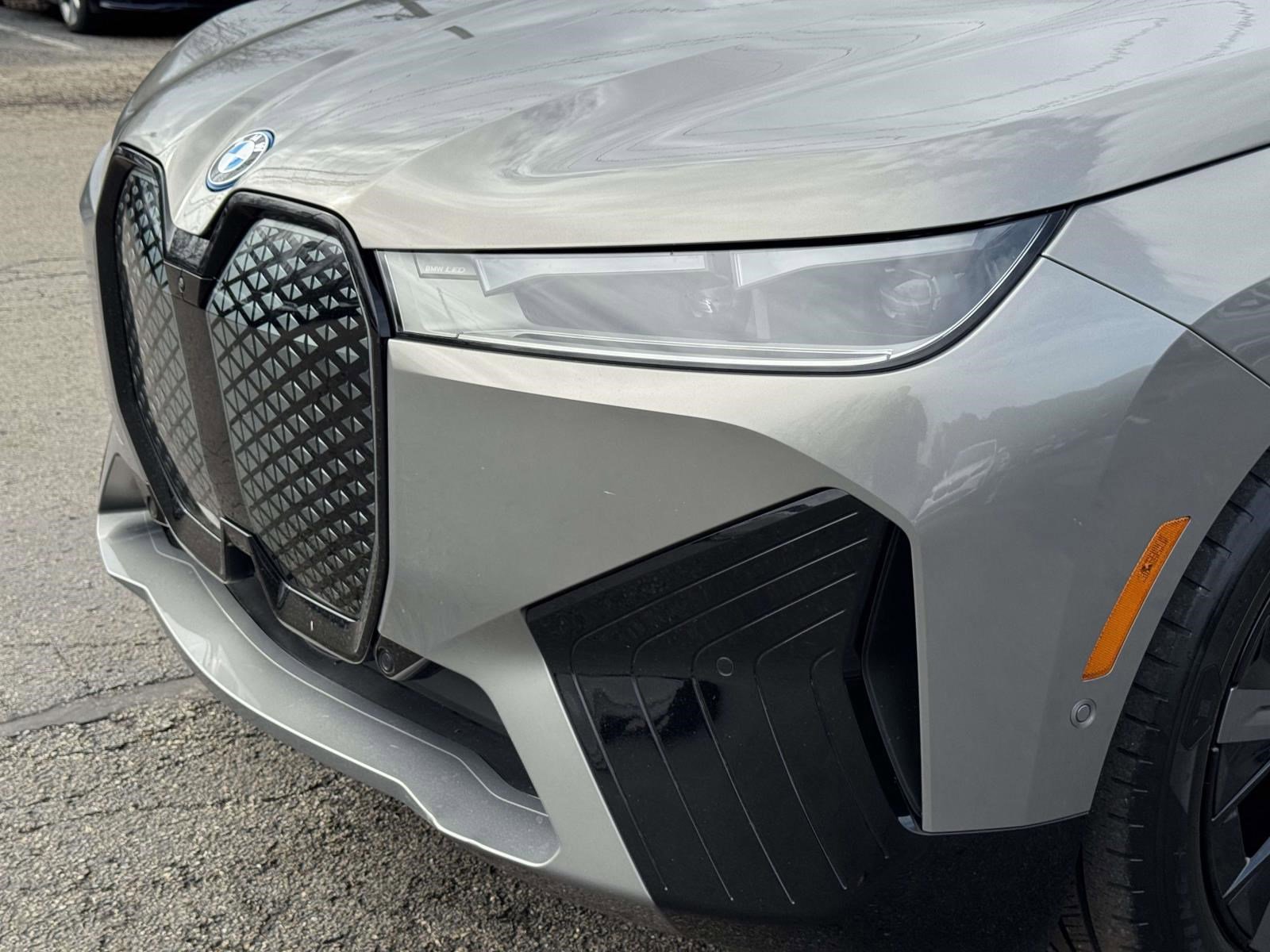 Certified 2023 BMW iX xDrive50 w/ Premium Package image 10