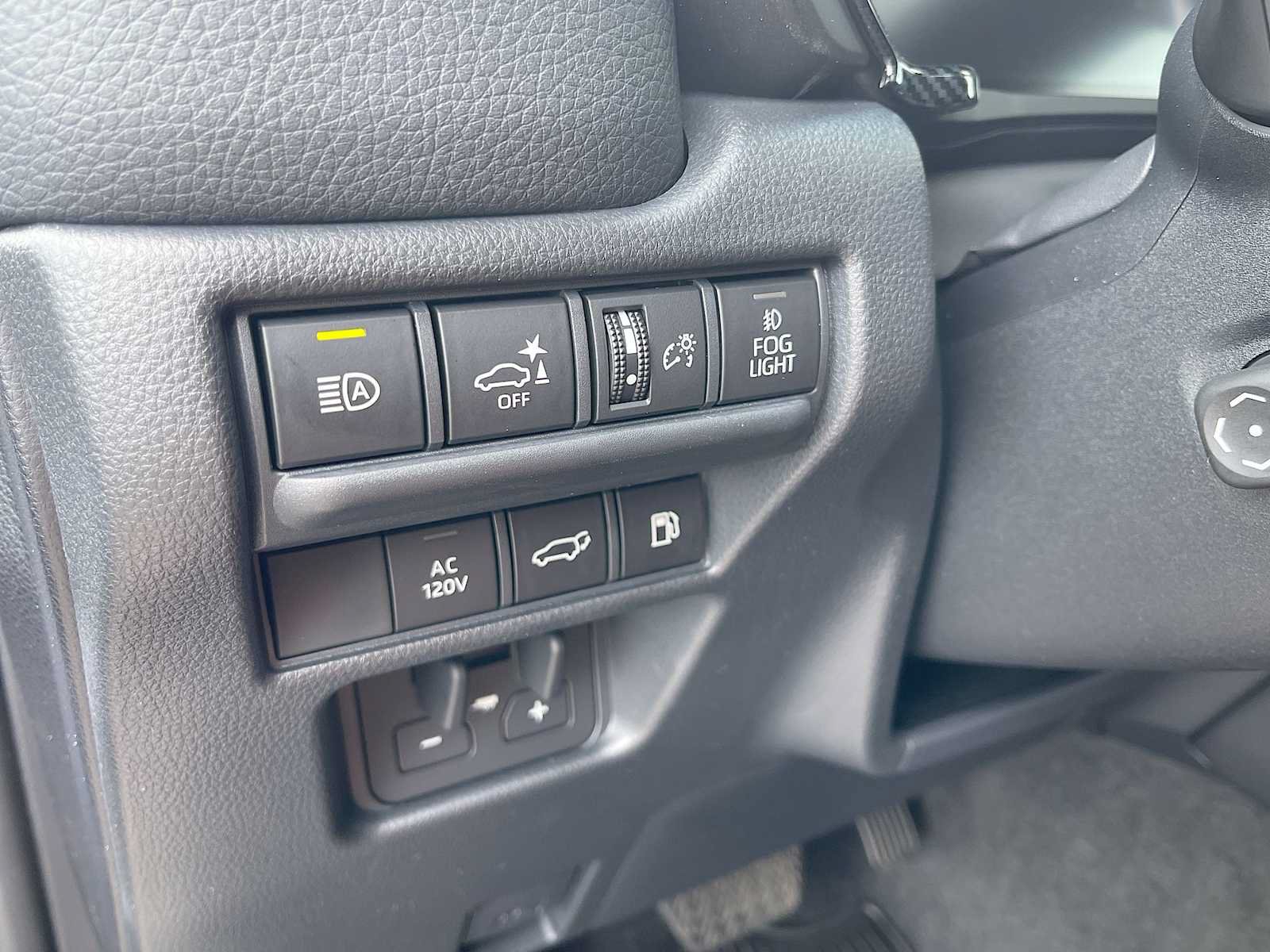 Used 2025 Toyota Land Cruiser AWD/4WD image 18
