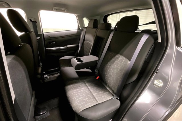 Used 2025 Mitsubishi Outlander Sport AWD image 26