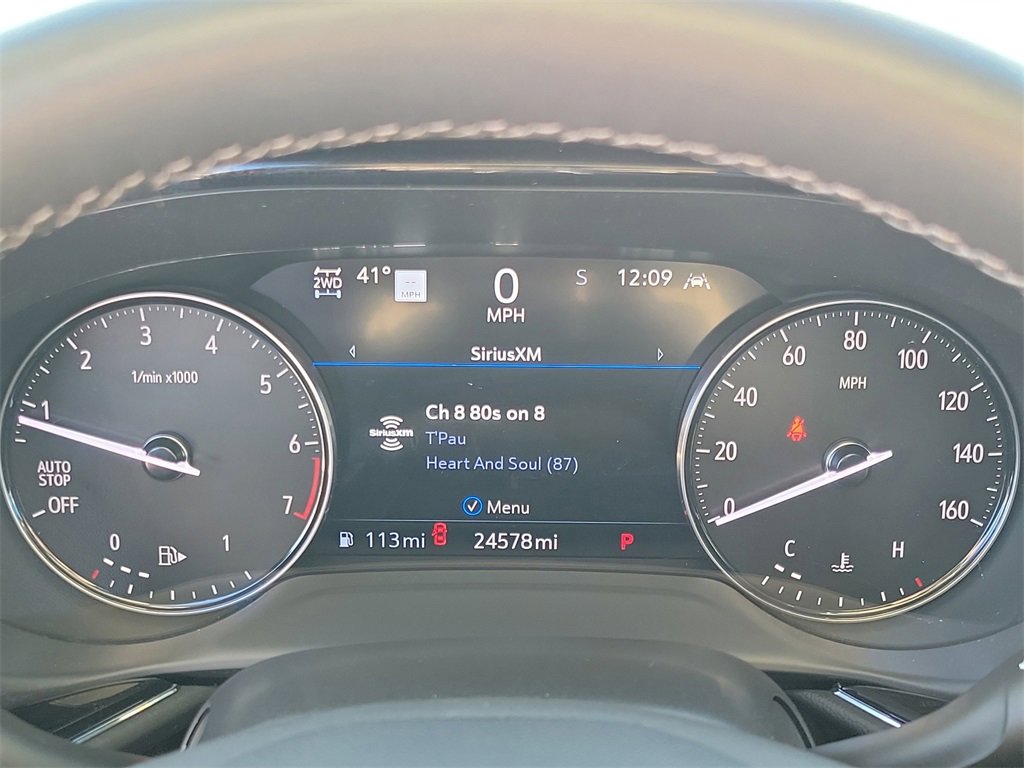 Used 2022 Buick Envision Avenir w/ Technology Package II image 28