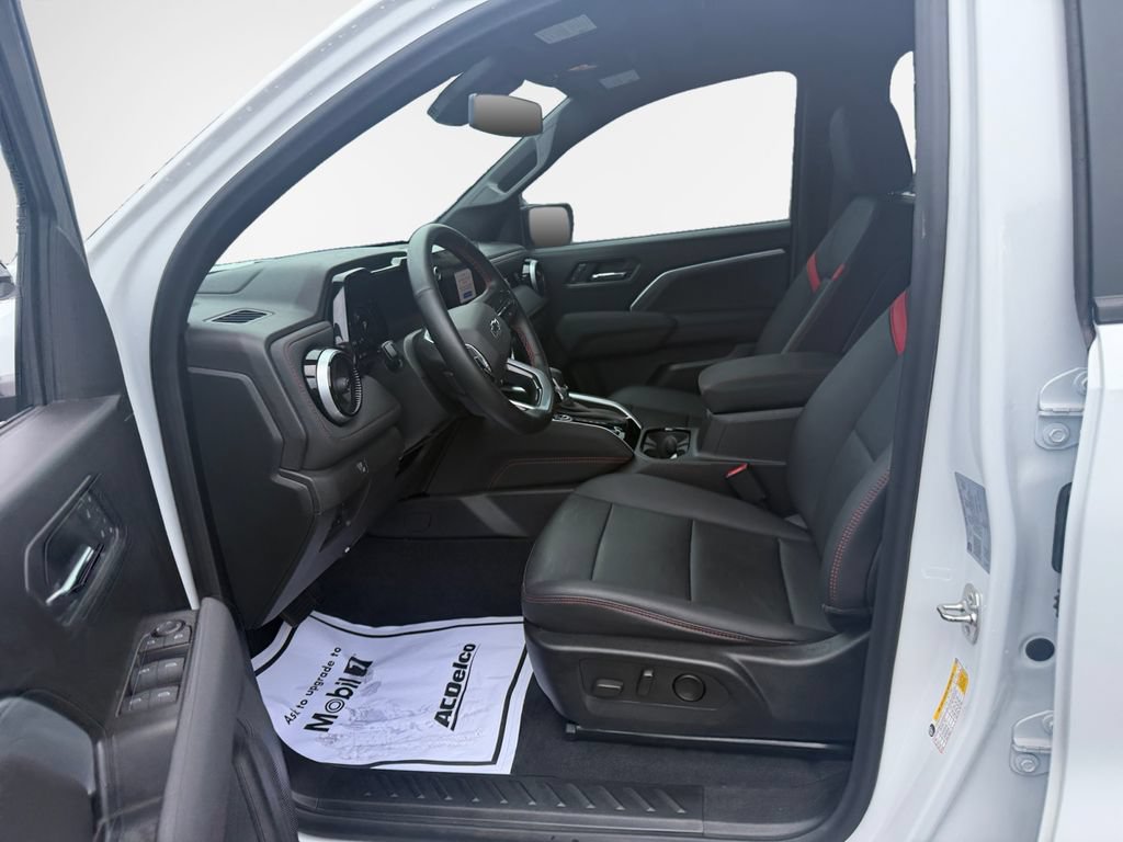 Certified 2024 Chevrolet Colorado Z71 w/ Z71 Convenience Package 2 AWD/4WD image 12