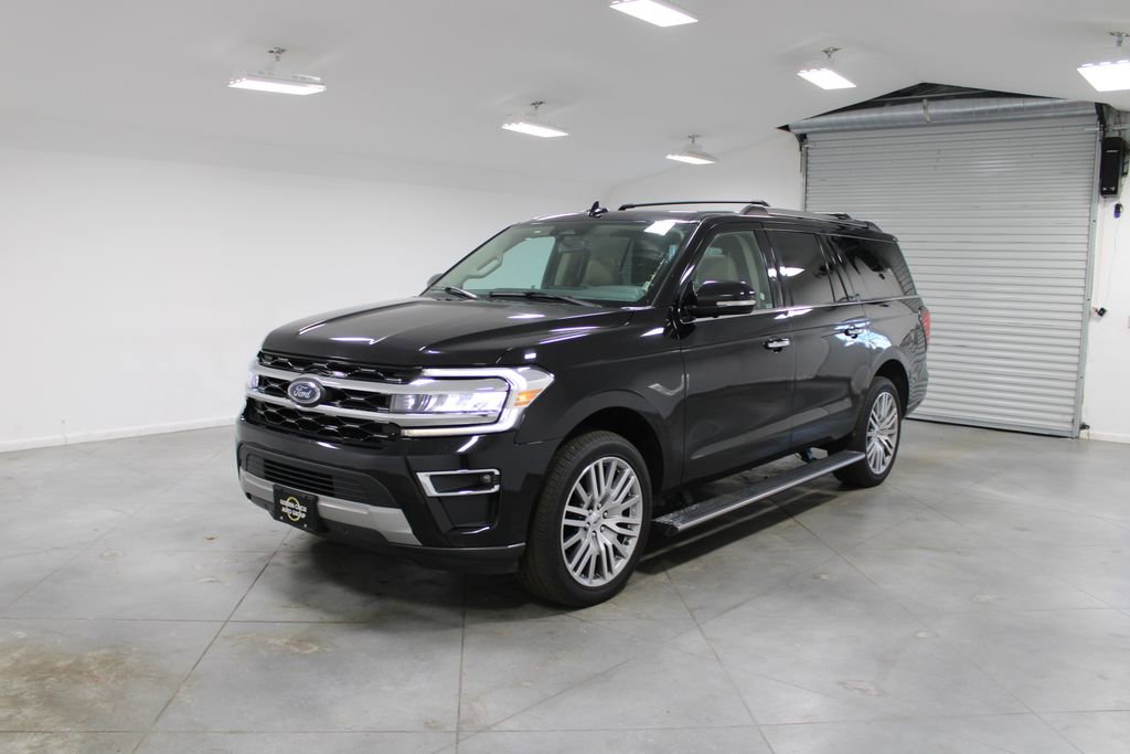 Used 2024 Ford Expedition Max Limited image 4