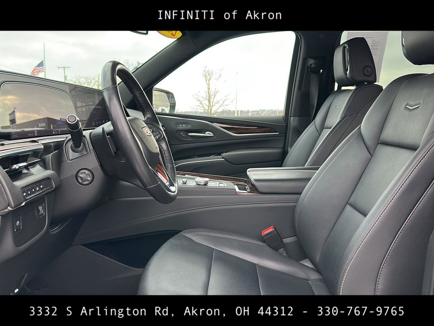 Used 2022 Cadillac Escalade Luxury image 41