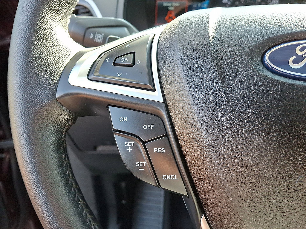 Used 2022 Ford Edge SEL w/ Convenience Package AWD/4WD image 17