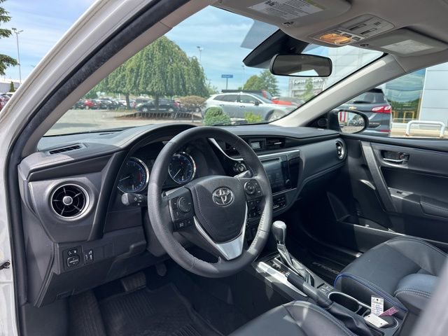 Used 2018 Toyota Corolla XSE FWD image 11