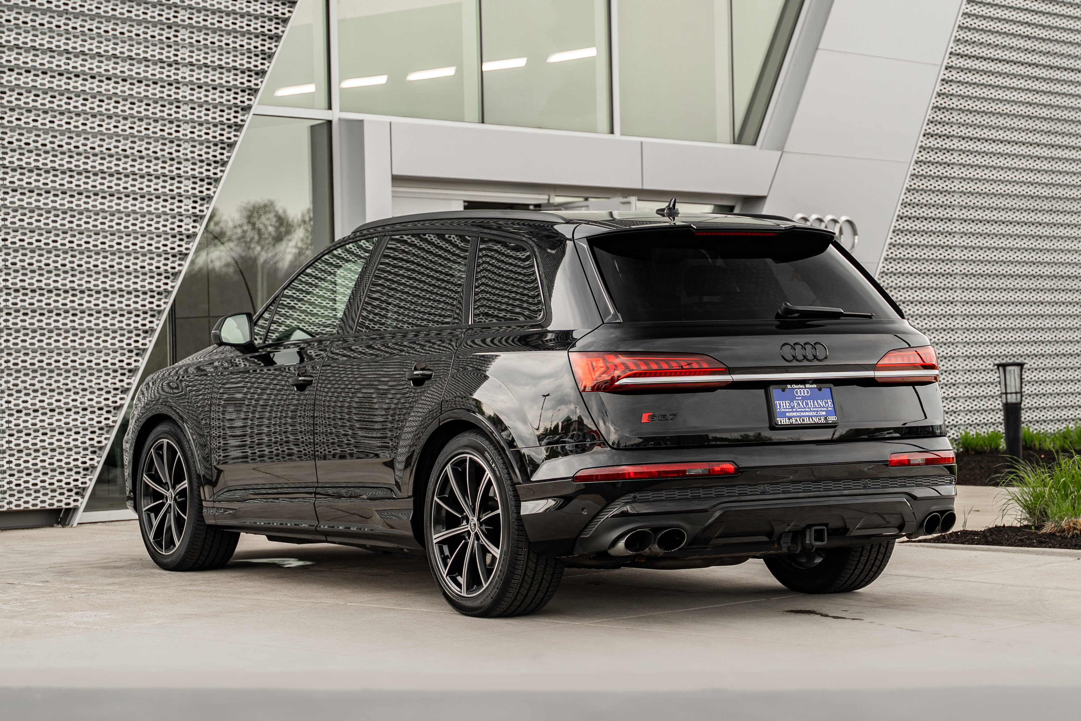 Used 2021 Audi SQ7 Prestige AWD/4WD image 5