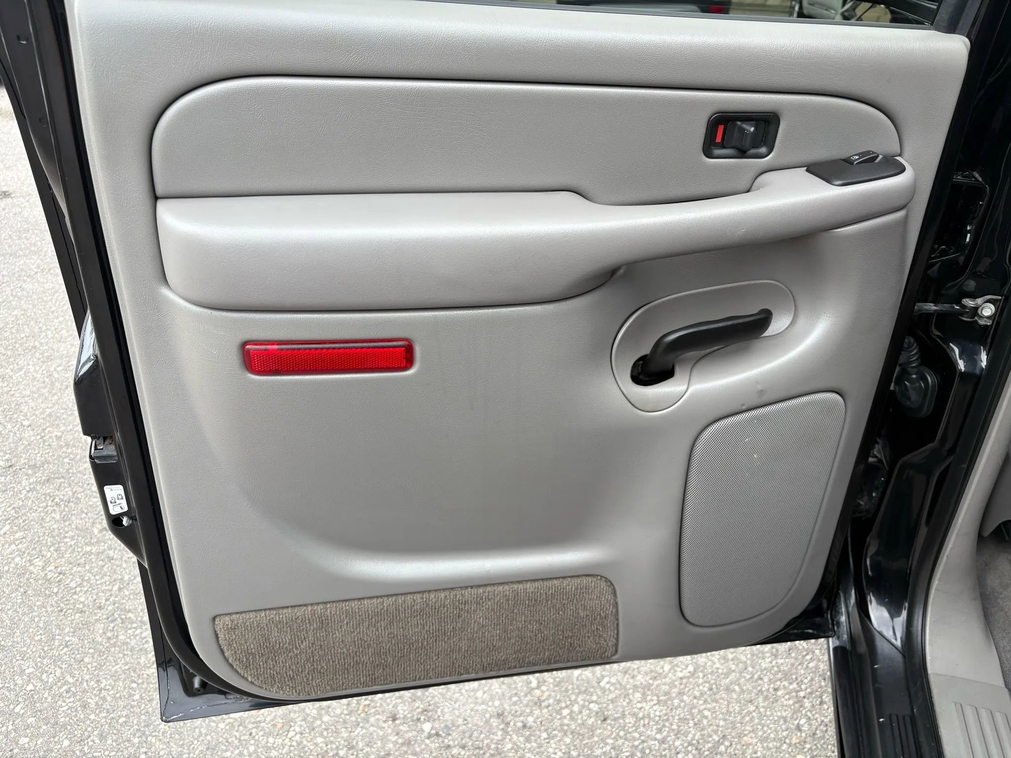 Used 2005 Chevrolet Avalanche Z71 w/ Preferred Equipment Group image 34