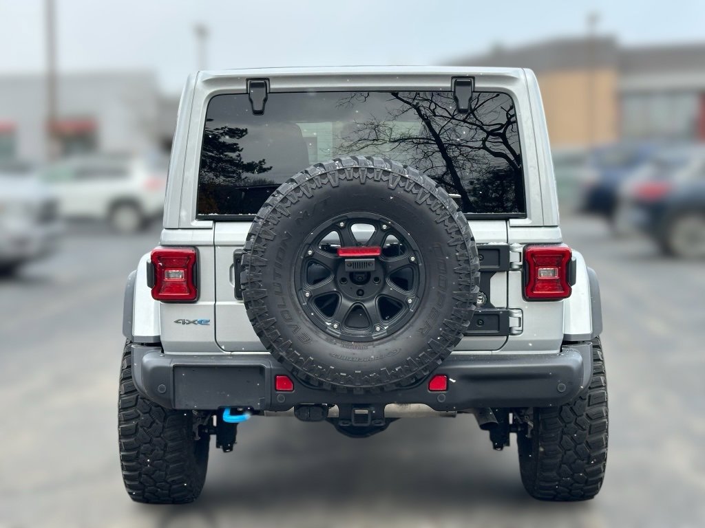 Used 2024 Jeep Wrangler Unlimited Rubicon 4xe image 4