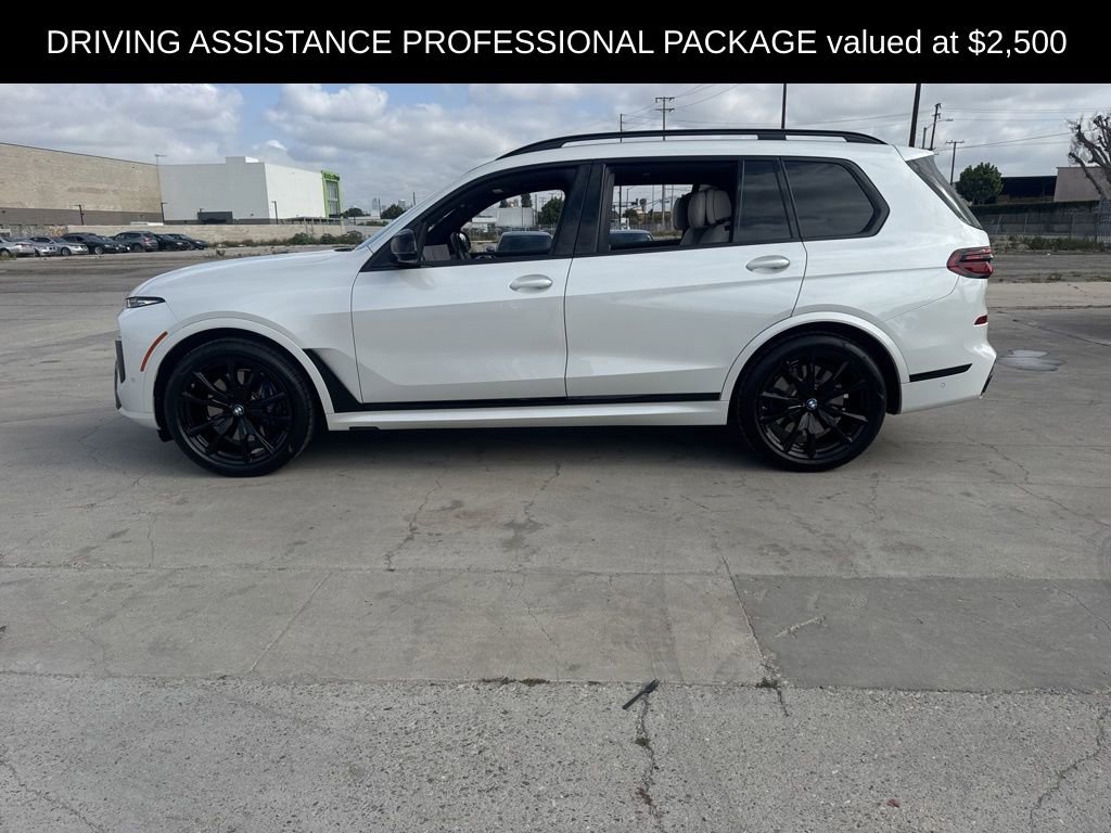 Used 2025 BMW X7 M60i image 2