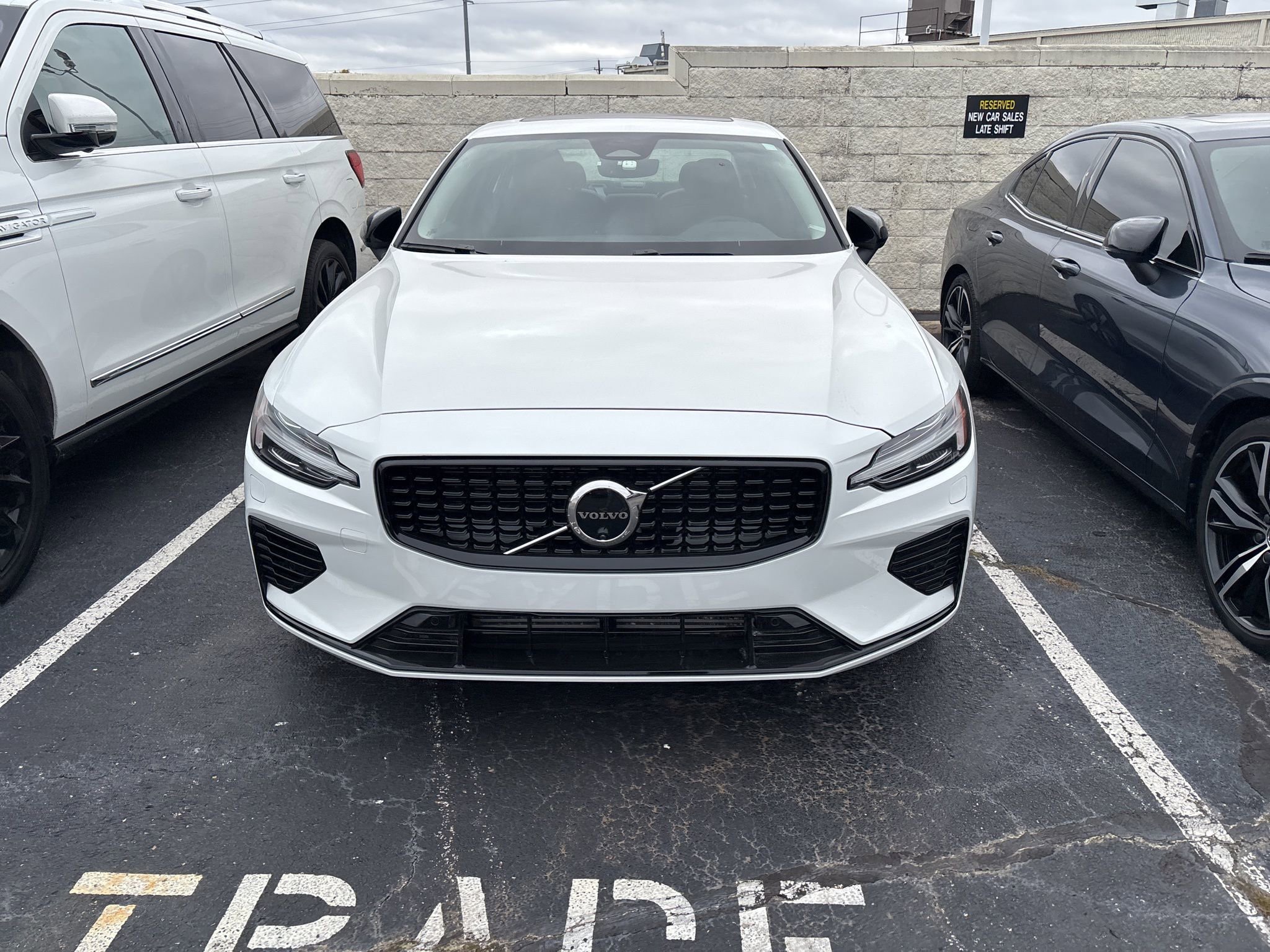 Used 2025 Volvo S60 T8 Plus w/ Climate Package image 2