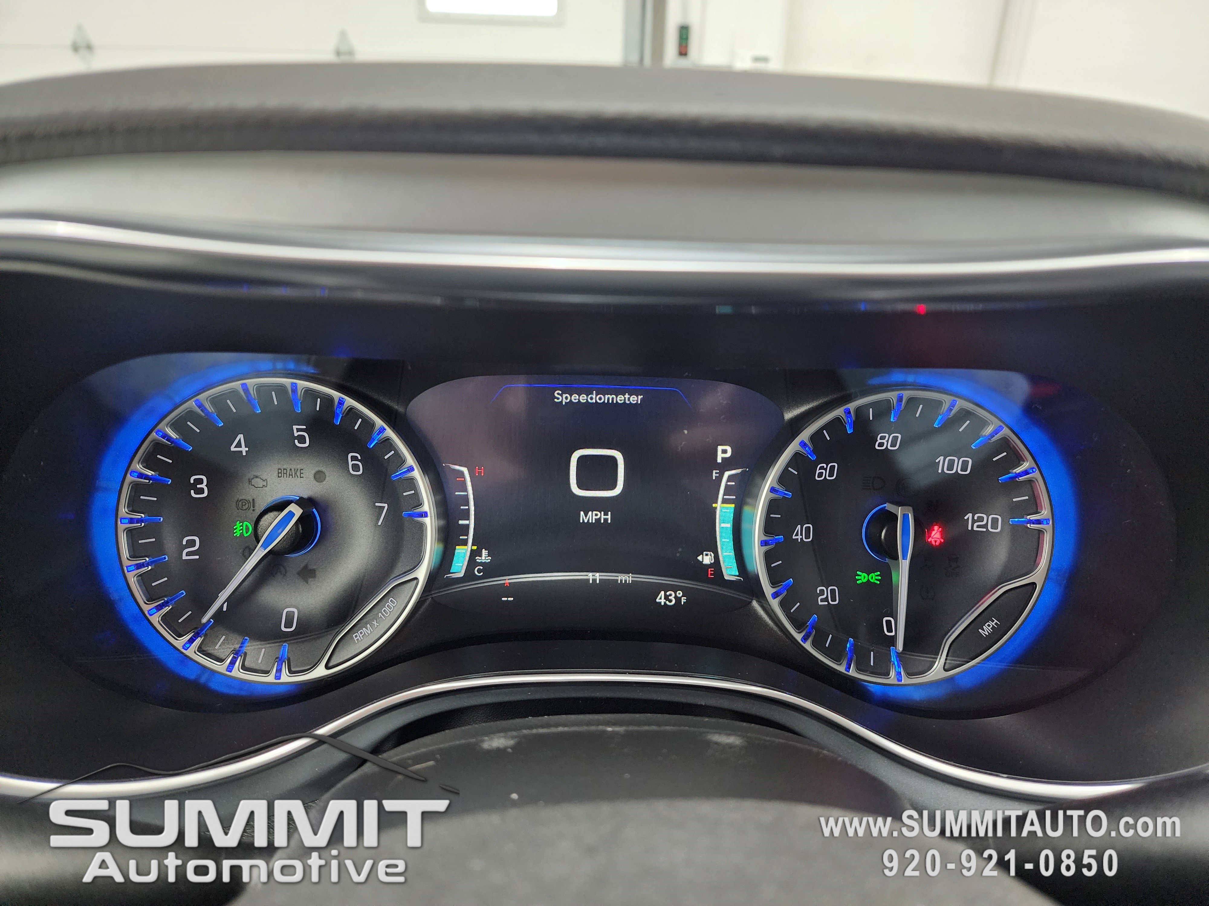 New 2026 Chrysler Pacifica Limited w/ S Appearance Package image 11