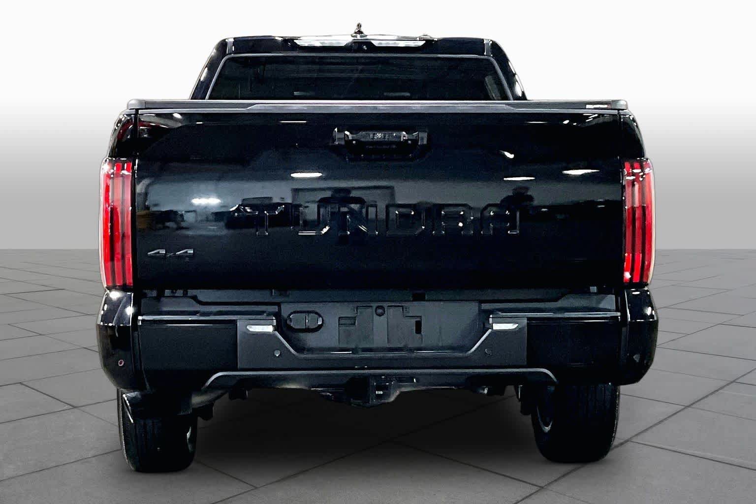 Used 2023 Toyota Tundra Platinum AWD/4WD image 5