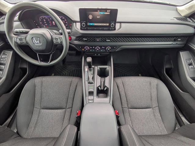 Used 2025 Honda Accord SE image 17