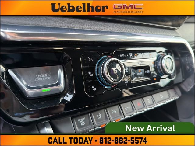Used 2024 GMC Sierra 3500 Denali w/ Denali Reserve Package image 27