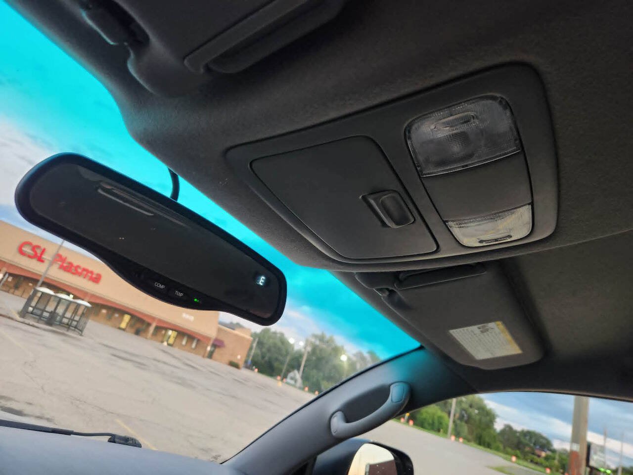 Used 2005 Toyota 4Runner SR5 AWD/4WD image 27