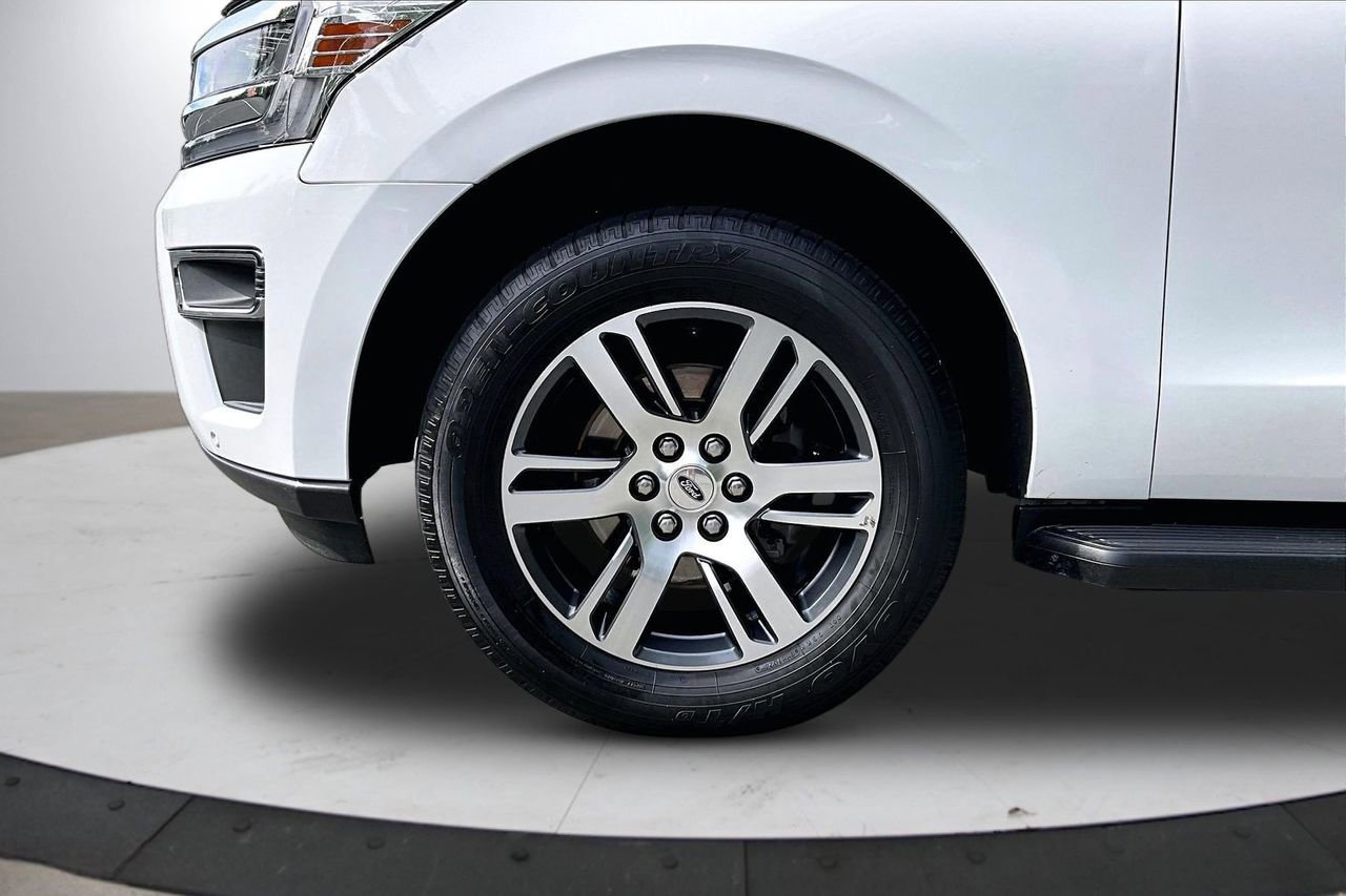Used 2024 Ford Expedition Limited AWD/4WD image 35