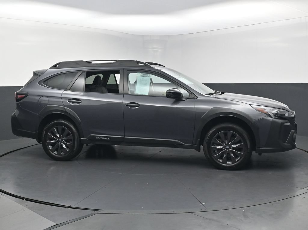 Used 2023 Subaru Outback Onyx Edition AWD/4WD image 6