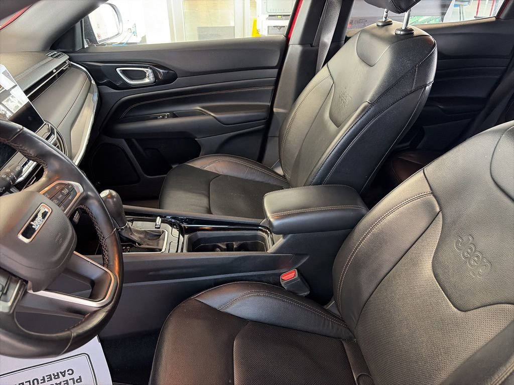 Used 2022 Jeep Compass Limited image 12