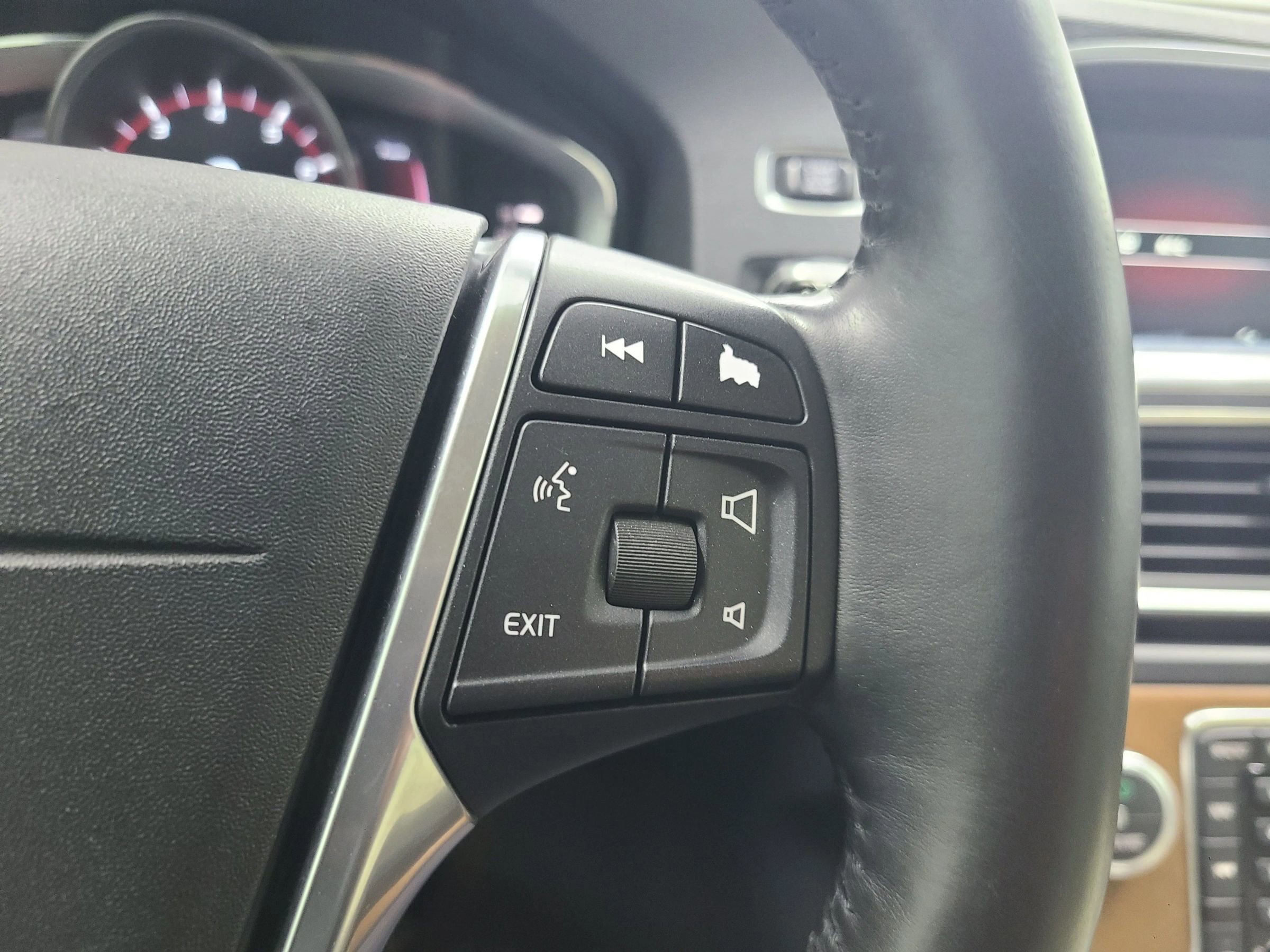 Used 2016 Volvo S60 T5 Premier image 27